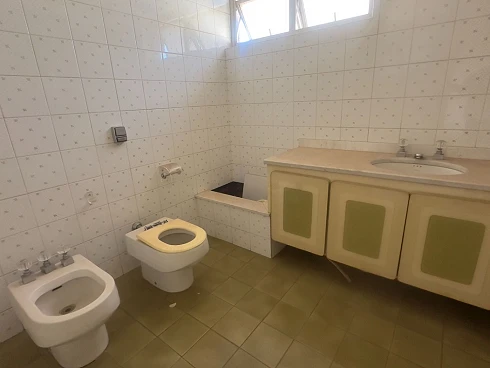 Apartamento Altíssimo Padrão no Cambui a Venda para Reforma - Foto 17