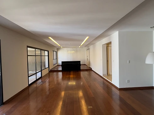 Apartamento em Cambuí, Campinas