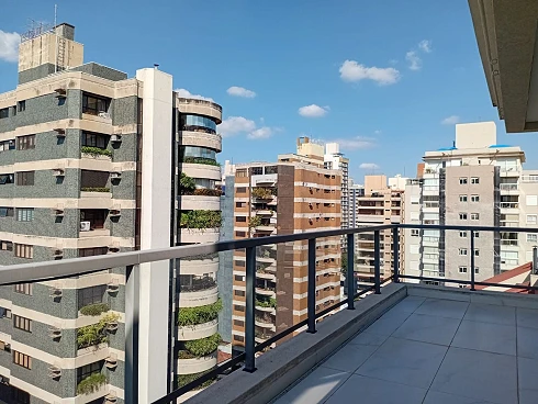 Cobertura Duplex Exclusiva com 3 Suítes, 4 Vagas Livres, à Venda no Cambuí - Campinas/SP - Foto 13