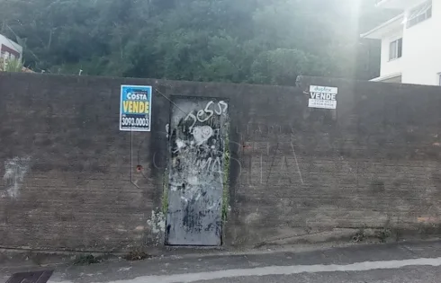 Terreno com 0 quartos em Coqueiros, Florianópolis
