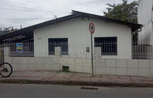 Casa com 2 quartos em Barra do Aririú, Palhoça