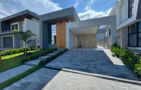 Casa com 3 quartos em Pedra Branca, Palhoça