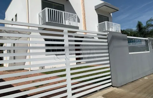 Sobrado Geminado com 2 quartos em Rio Vermelho, Florianópolis