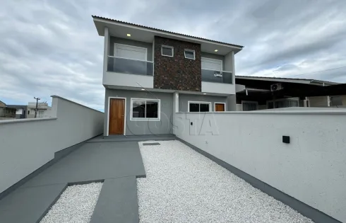 Sobrado Geminado com 2 quartos em Loteamento Parque Vale Verde, Palhoça