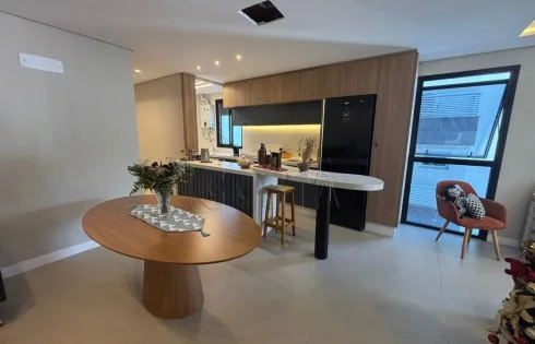 Apartamento com 3 quartos em Pagani, Palhoça