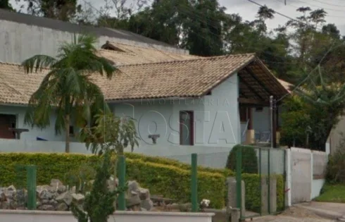 Casa com 4 quartos em Praia Comprida, São José