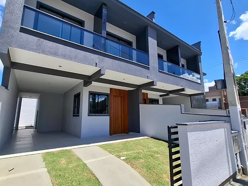 Sobrado Geminado com 3 quartos em Sertão do Maruim, São José