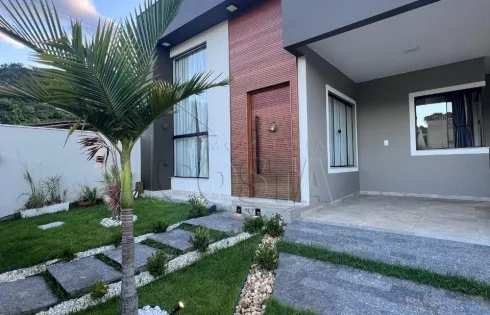 Casa com 3 quartos em Loteamento Parque Vale Verde, Palhoça