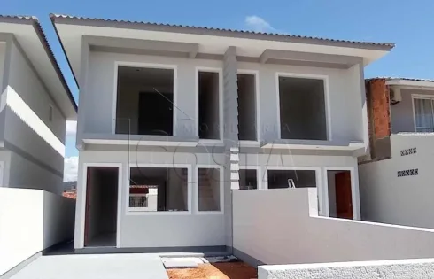 Sobrado Geminado com 2 quartos em Loteamento Ceniro Martins, São José