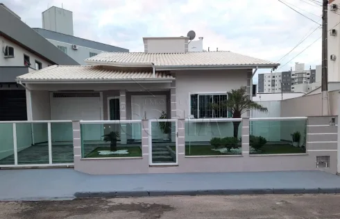 Casa com 2 quartos em Pagani, Palhoça