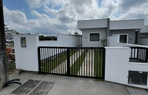 Casa Geminada com 2 quartos em Loteamento Sebastião Serafin Steil, São José