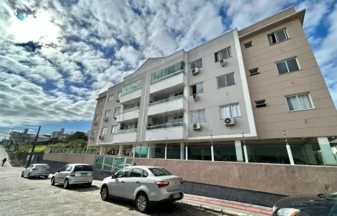 Apartamento com 2 quartos em Serraria, São José