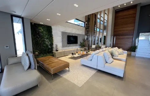 Casa com 4 quartos em Roçado, São José