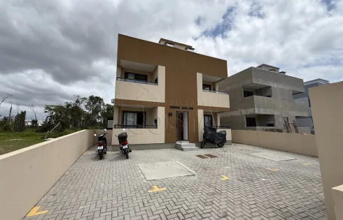 Apartamento com 2 quartos em Barra do Aririú, Palhoça