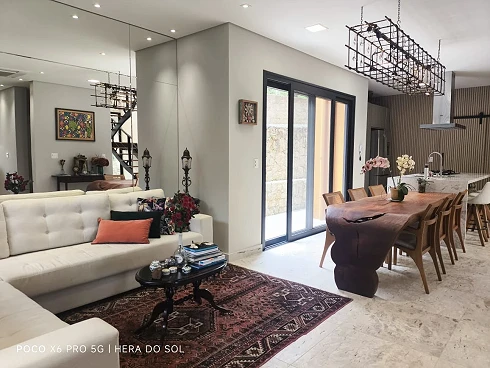 Casa Contemporânea com Vista Mar e Alto Padrão