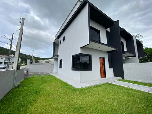 Apartamento com 2 quartos em Forquilhas, São José