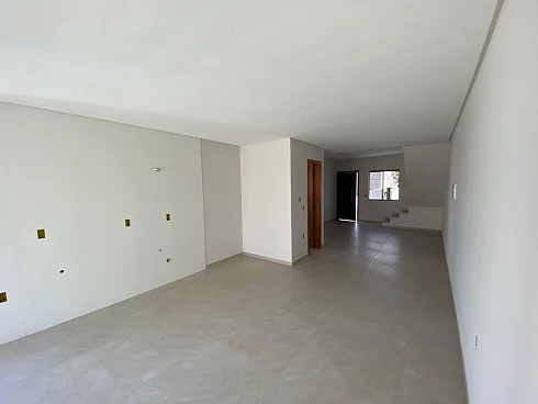 Sobrado geminado em Aririú, Palhoça