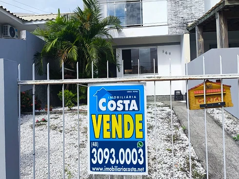 Sobrado geminado em Bela Vista, Palhoça