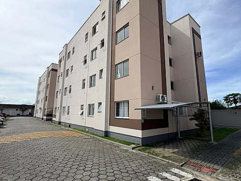Apartamento em Aririú, Palhoça