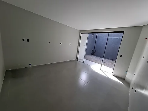 Sobrado geminado em Forquilhas, São José