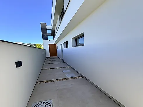 Thumbnail 22