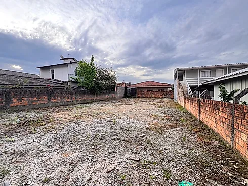 Terreno Plano de 300 m² à Venda em Palhoça – Excelente para Moradia ou Investimento - Terreno em Passa Vinte, Palhoça - Foto 2