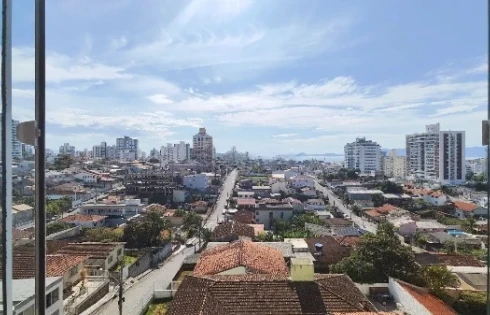 Apartamento em Barreiros, São José