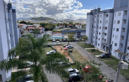 Apartamento em Ponte do Imaruim, Palhoça