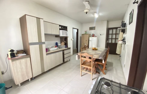 Casa em Praia Comprida, São José