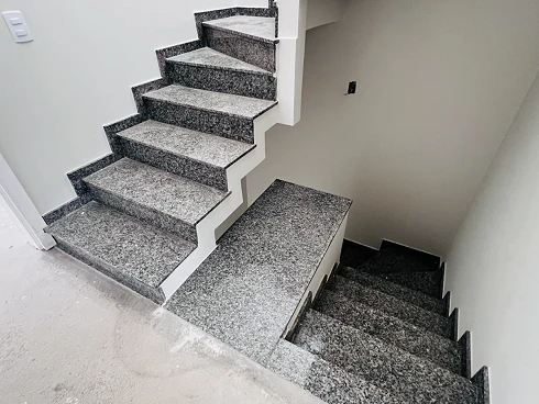 Sobrado Geminado 4 Quartos com 3 Suítes - Santa Felicidade - Foto 23