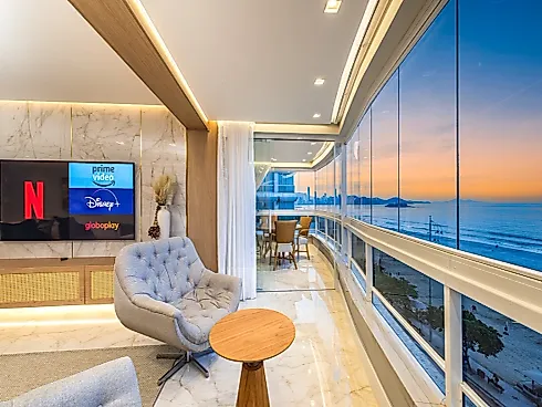 Apartamento 4 Quartos com 2 Suítes e 500m² - Centro