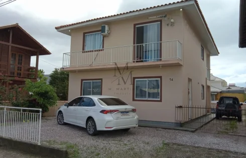 Casa com 4 quartos em Ponta do Papagaio, Palhoça
