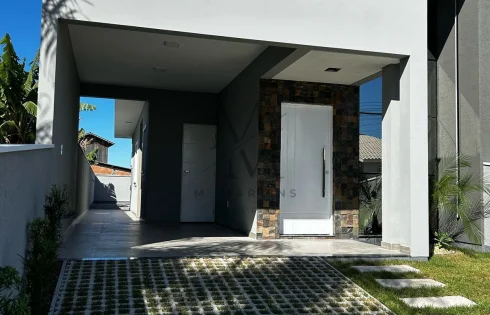 Casa com 2 quartos em Aririu, Palhoça