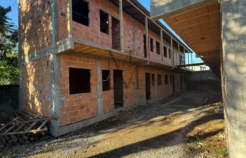 Casa com 16 quartos em Caminho Novo, Palhoça