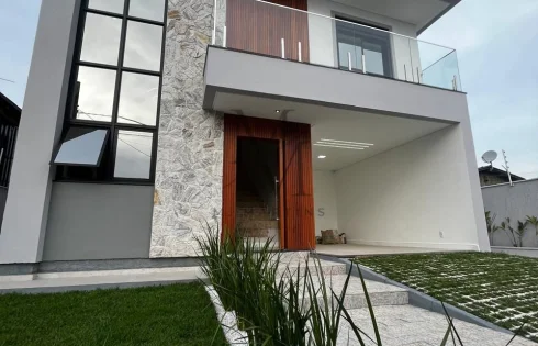 Casa com 3 quartos em Pinheira, Palhoça