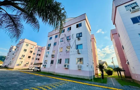 Apartamento com 3 quartos em Aririu, Palhoça