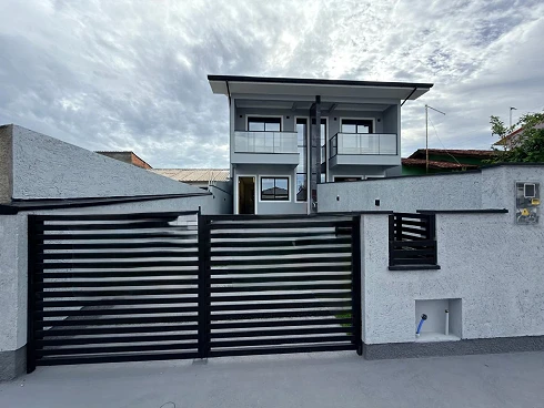Casa geminada em Madri, Palhoça
