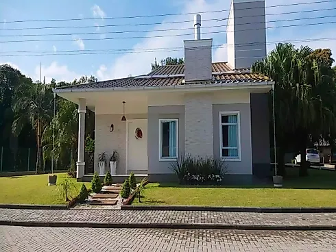 Casa em Sul do Rio, Santo Amaro da Imperatriz