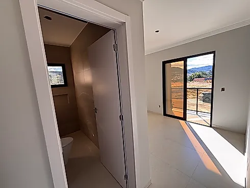 Casa Unifamiliar com 2 Suítes, Localizada no Alto Aririú - Apartamento em Alto Aririú, Palhoça - Foto 3