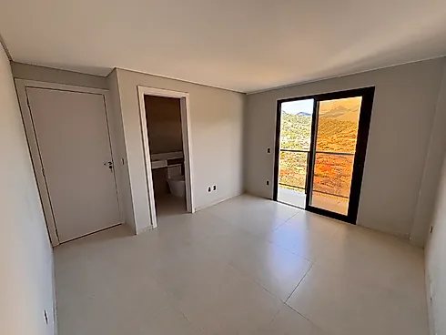 Casa Unifamiliar com 2 Suítes, Localizada no Alto Aririú - Apartamento em Alto Aririú, Palhoça - Foto 4