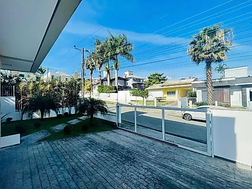 Casa Espetacular com 3 Dormitórios na Pedra Branca - Casa em Pedra Branca, Palhoça - Foto 2