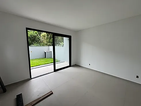 Sobrado geminado em São José, São José