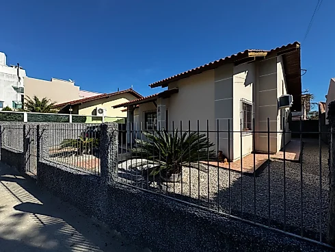 Casa à Venda no Bairro Rio Caveiras – Biguaçu/SC - Casa em Rio Caveiras, Biguaçu - Foto 2