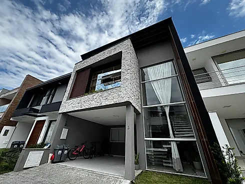 Casa em Condomínio com 3 quartos em Beira Rio, Biguaçu