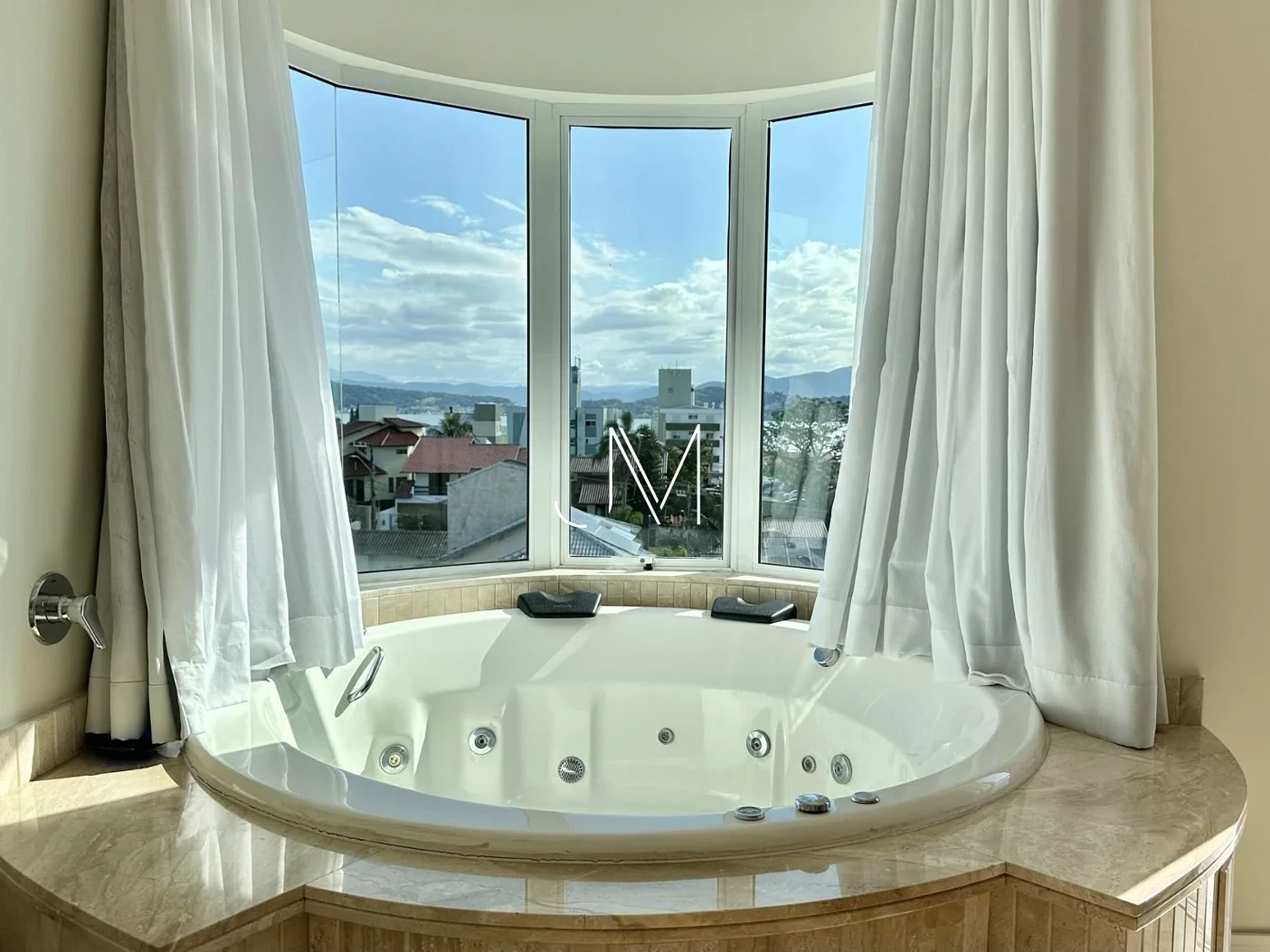 Casa 4 Quartos com 4 Suítes e 505m² - Itaguaçu - Foto 23