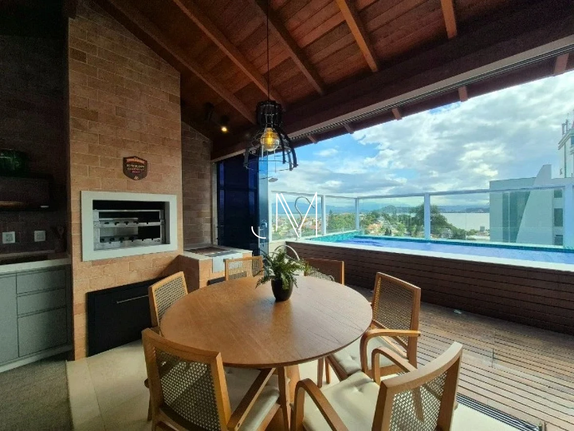 Casa Triplex com 3 Quartos sendo 2 Suítes e 155m² - Itaguaçu - Foto 1