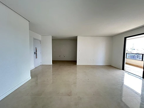 Apartamento em Nossa Senhora do Rosário, São José