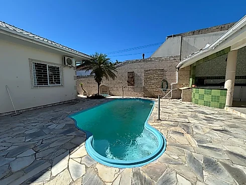 Casa em Serraria, São Jose