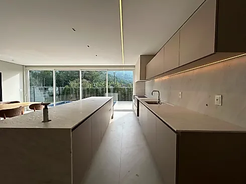 Casa 4 Quartos com 3 Suítes e 220m² - Pedra Branca - Foto 14