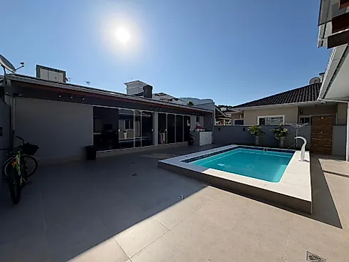 Casa 4 Quartos com Piscina - Pedra Branca - Casa em Pedra Branca, Palhoça - Foto 2